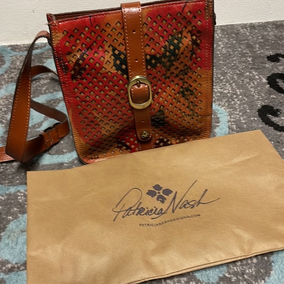 Patricia Nash crossbody bag - Picture 6 of 6